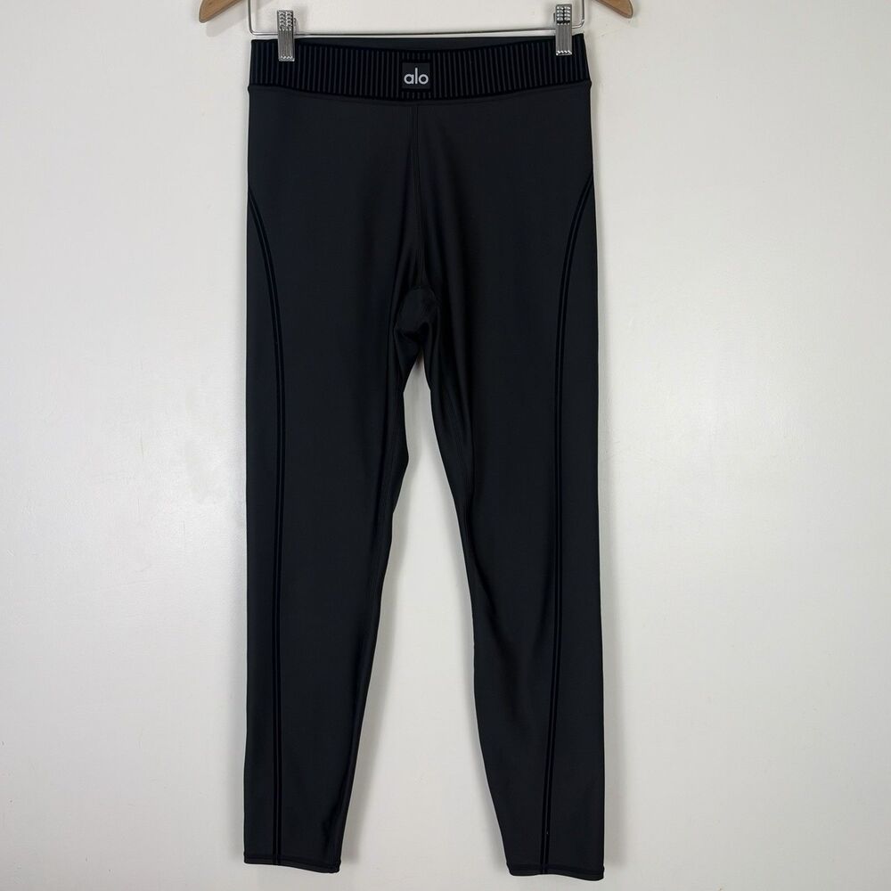 Alo Yoga Airlift Line Up 7/8 Leggings Size M High Rise Black Athleisure  Yoga